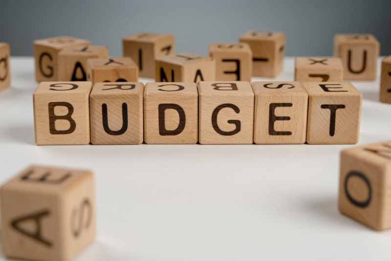 create a budget if you have poor credit