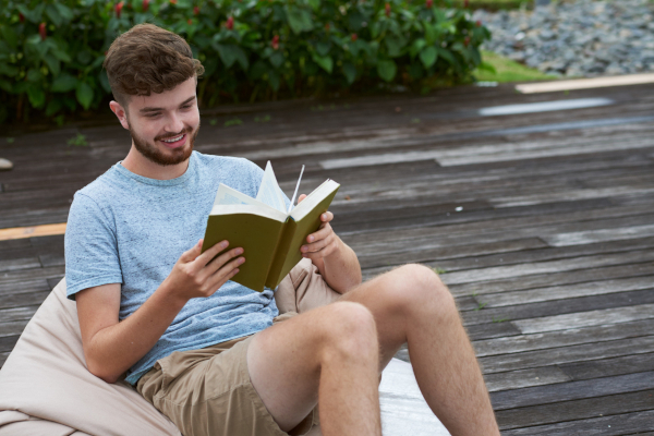 investing yourself in a good book